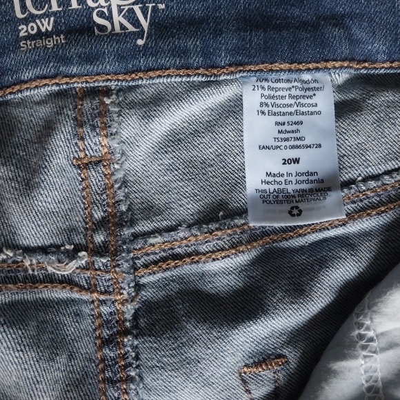 Ladies Terra & Sky jeans - Picture 3 of 6